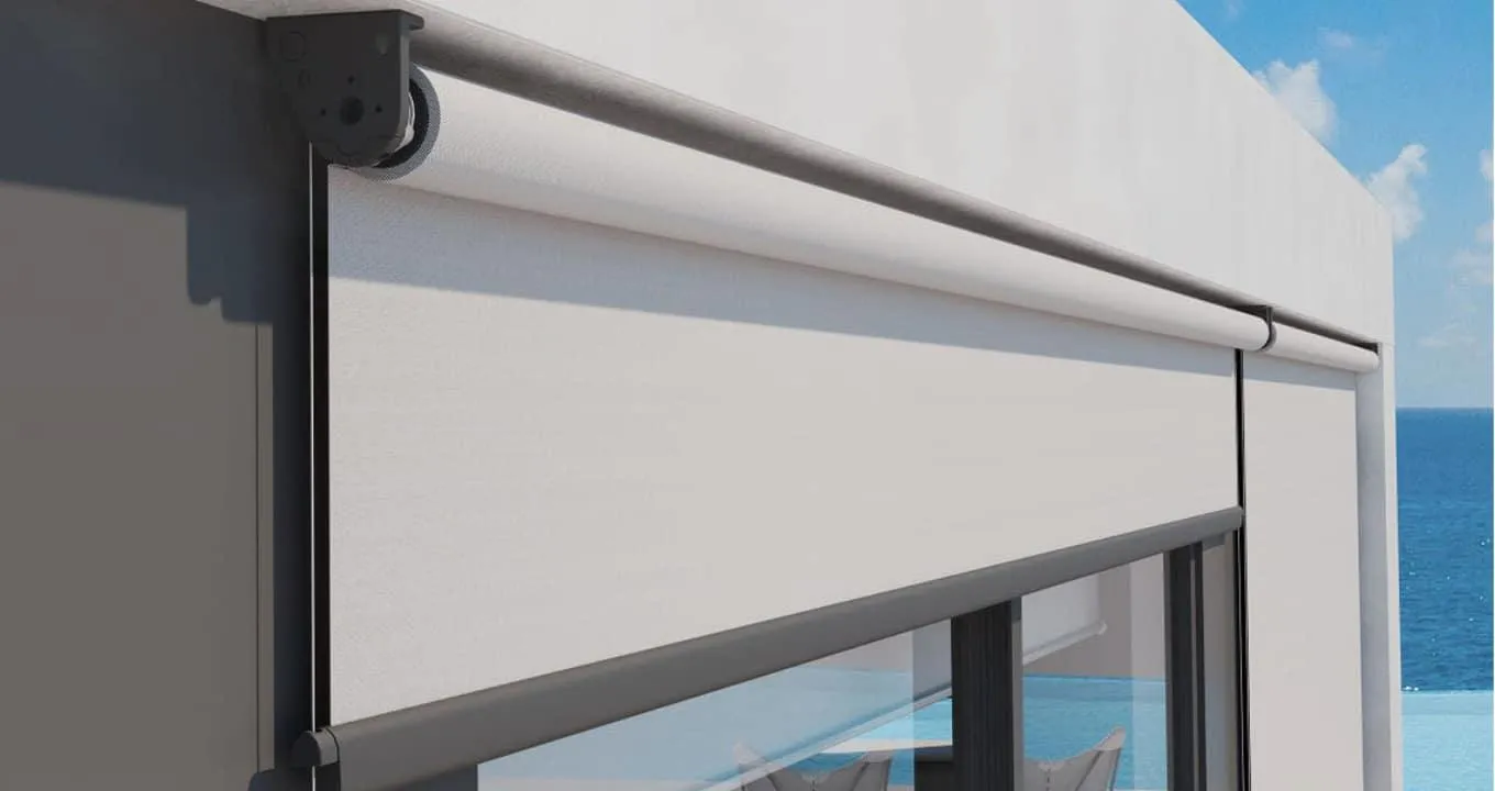 Maxiscreen outdoor blind