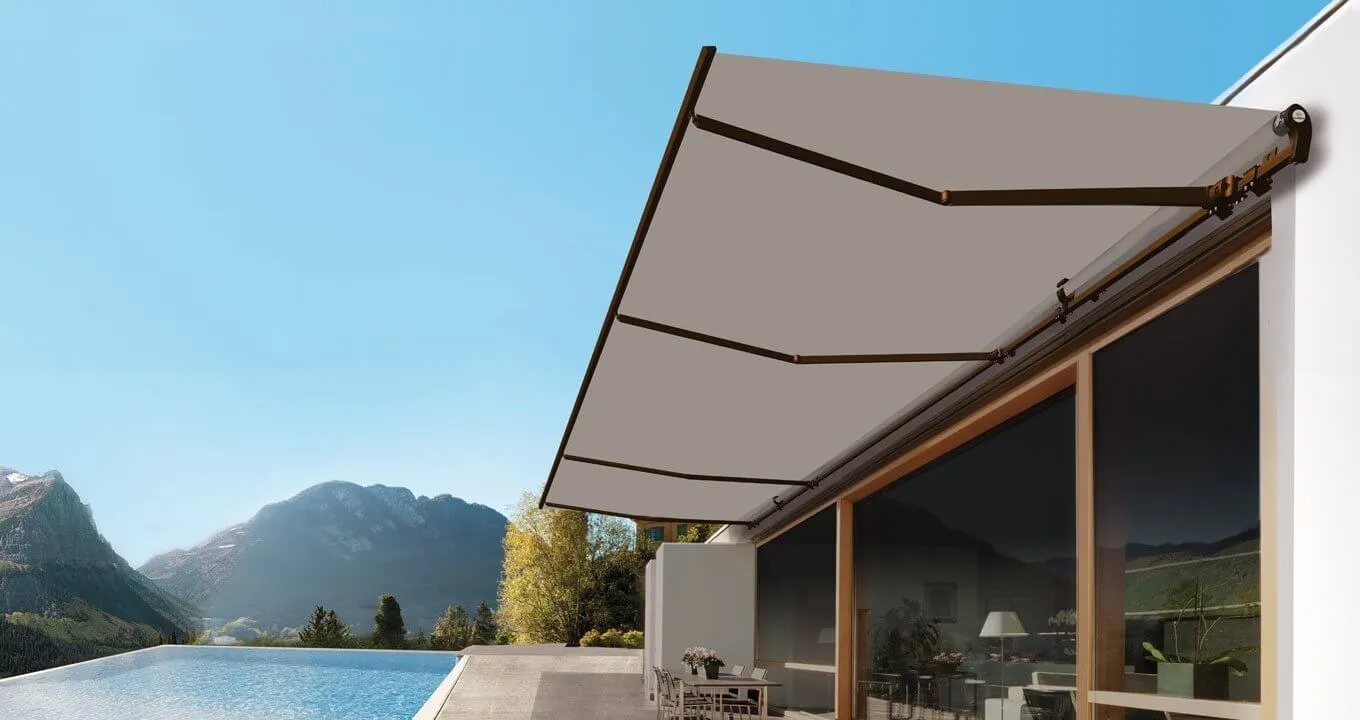 Monoblock awning in Jumeirah