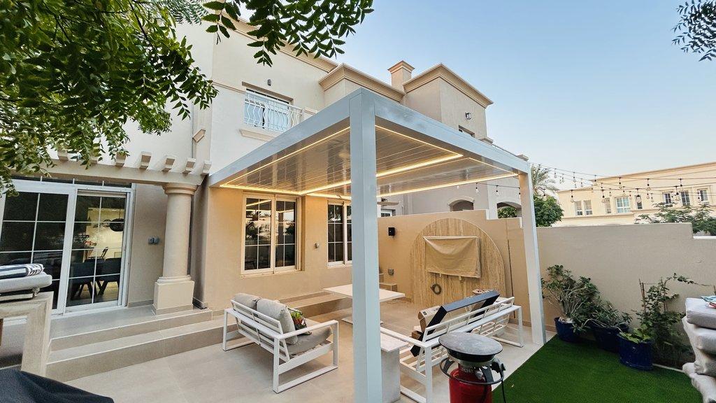 Nimbus Pergola Installed in Springs