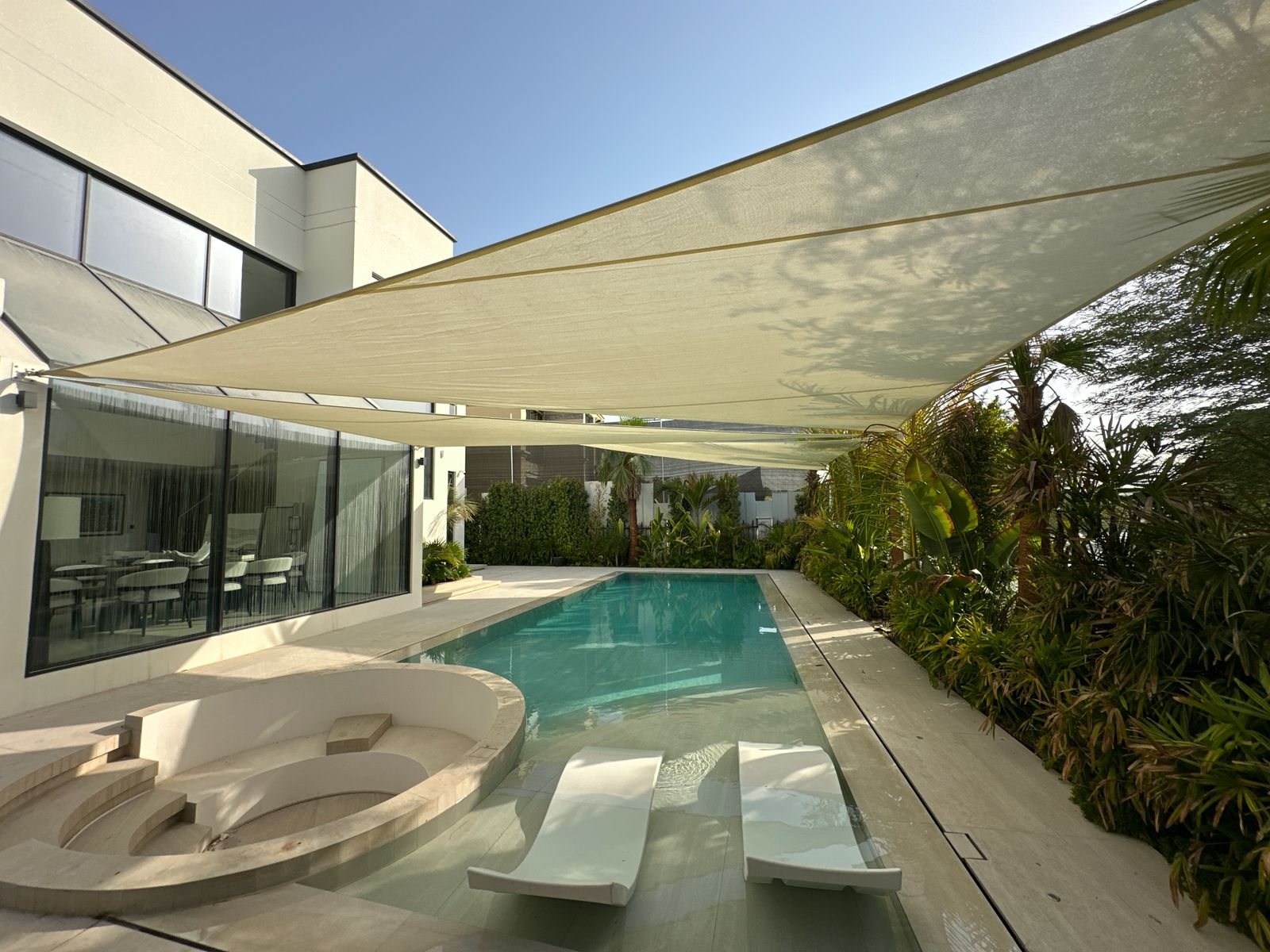 Jumeirah Islands Shade Sail